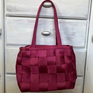 Original Harveys seatbelt bag